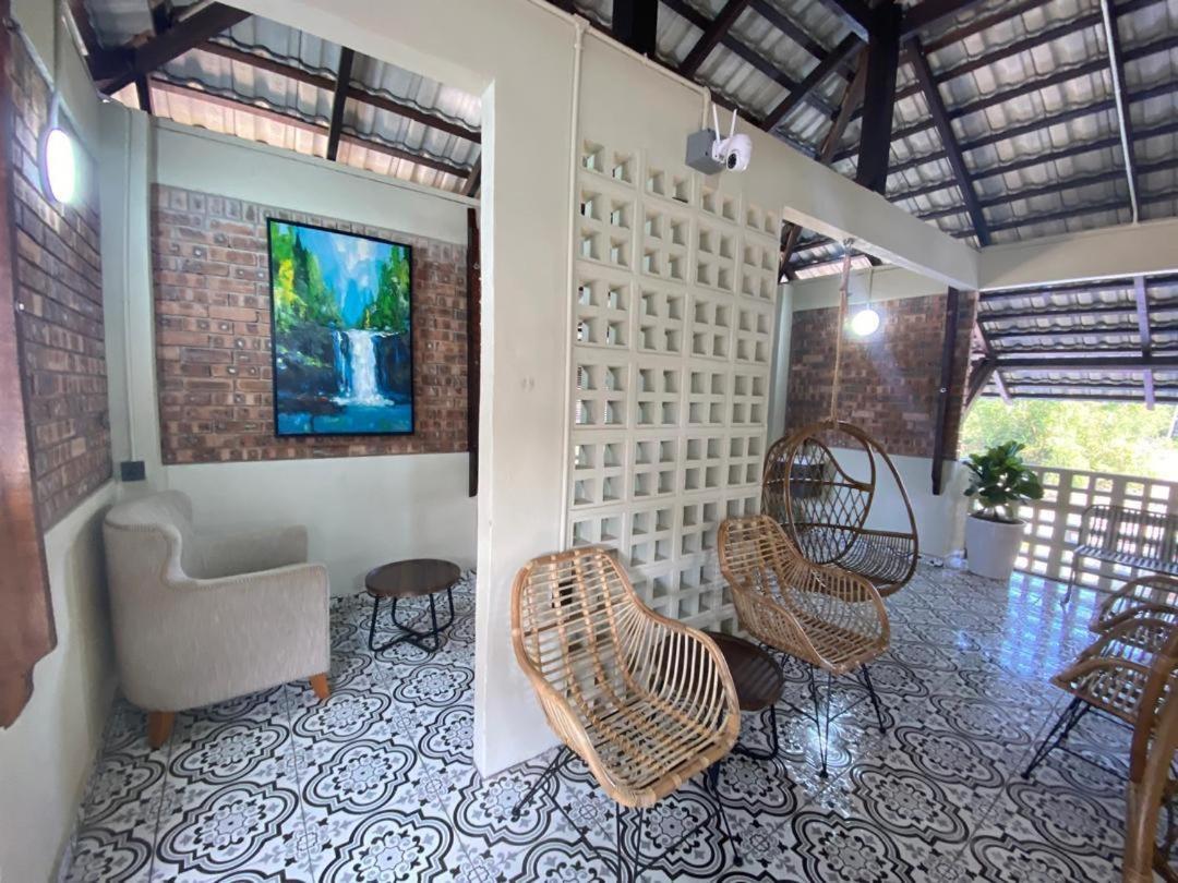 Nalayan Villa Kampung Kuala Besut Exterior photo